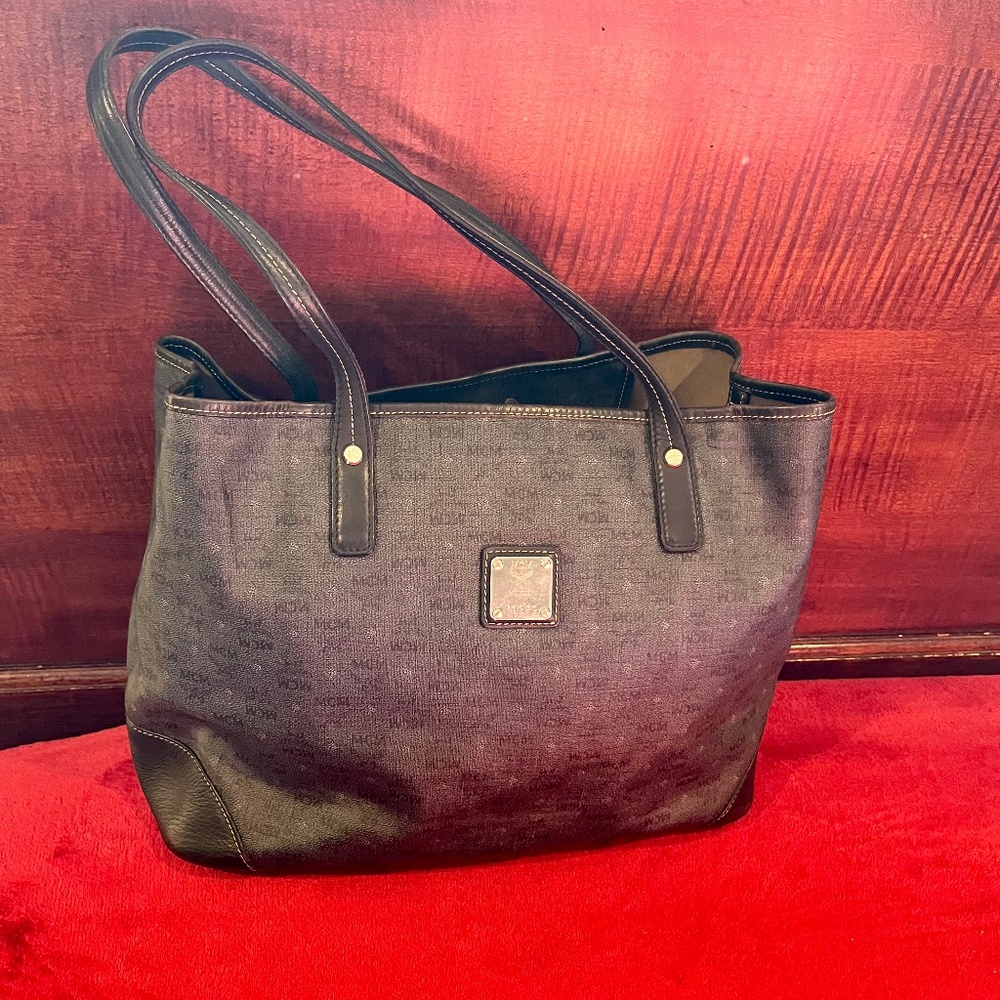 Authentic MCM tote bag with COA